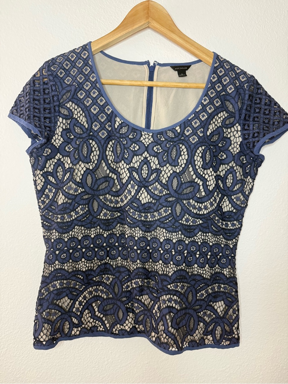 Ann Taylor Blue Floral Lace Short Sleeve Blouse